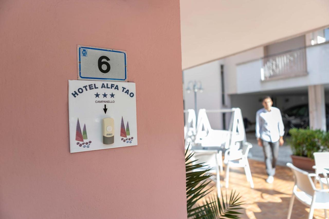 Hotel Alfa Tao Риччоне Экстерьер фото